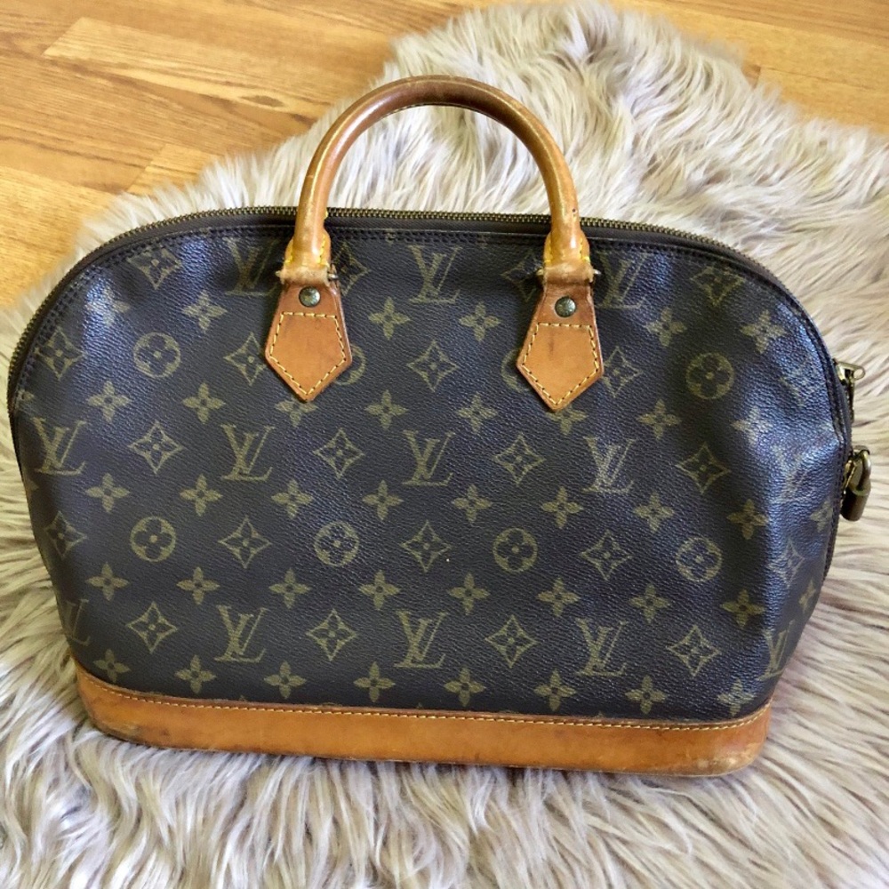 ✨SOLD✨ Louis Vuitton Alma Bag